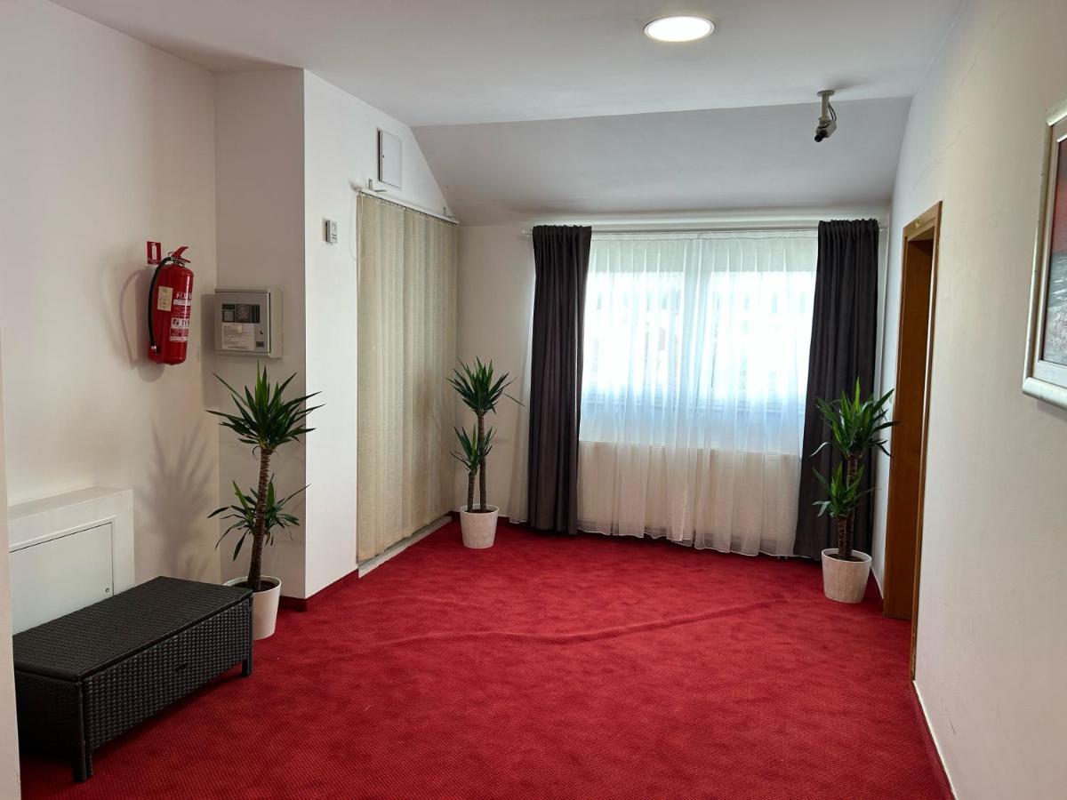 Rooms Laguna Sesvete Kültér fotó
