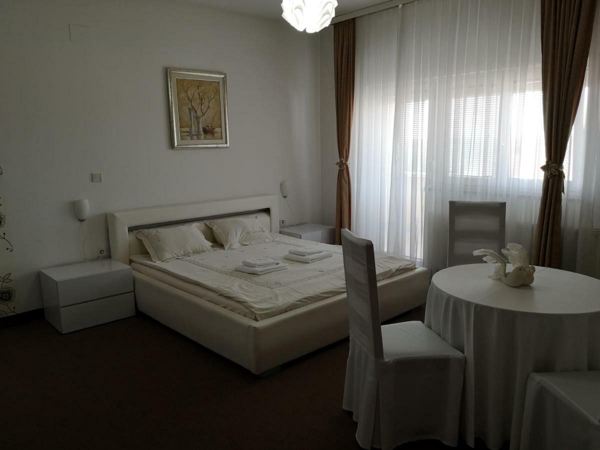 Rooms Laguna Sesvete Kültér fotó
