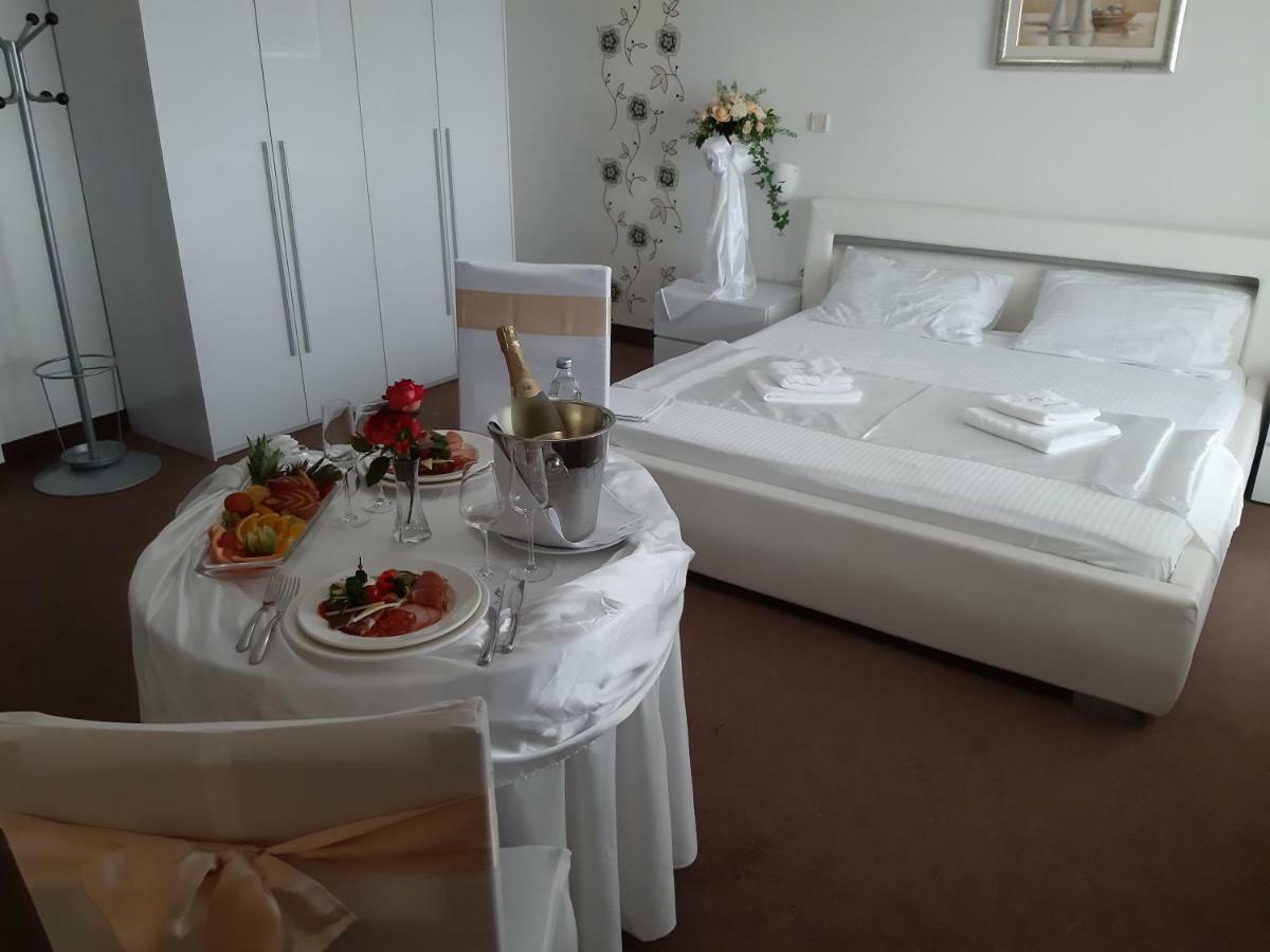 Rooms Laguna Sesvete Kültér fotó
