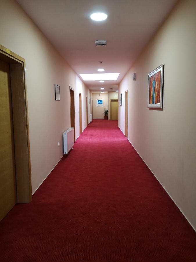 Rooms Laguna Sesvete Kültér fotó
